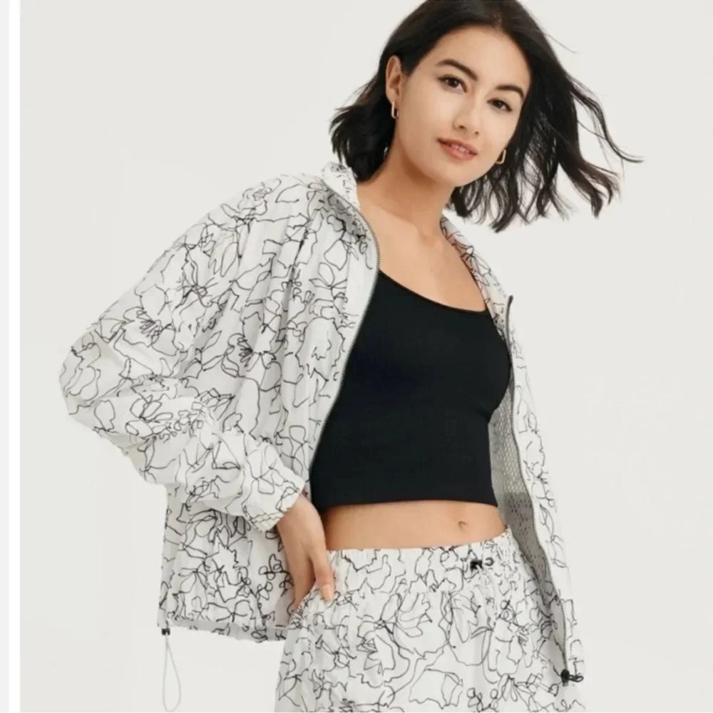 Dkny Sport Women's Ruched Windbreaker - White Sketch XL Size NWT